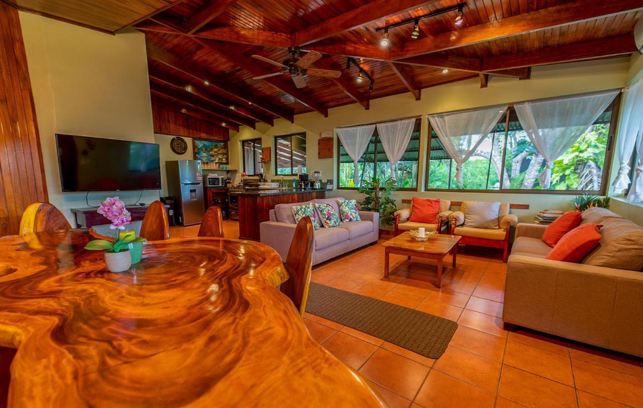 Villas Oasis Manuel Antonio Exteriör bild