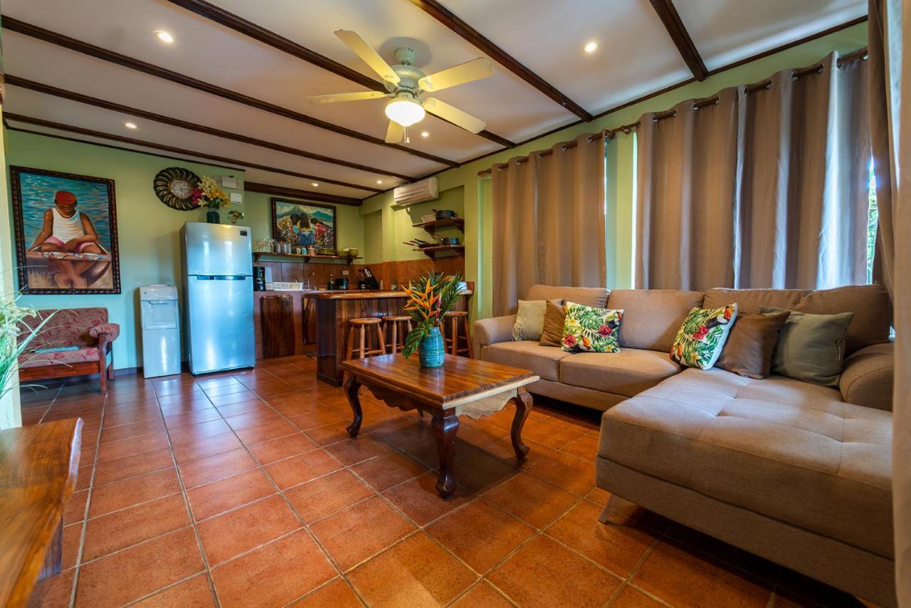 Villas Oasis Manuel Antonio Exteriör bild
