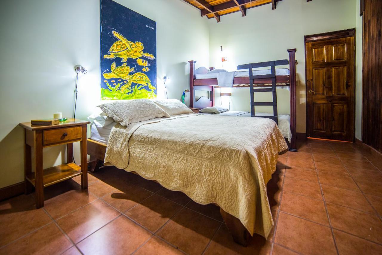 Villas Oasis Manuel Antonio Exteriör bild
